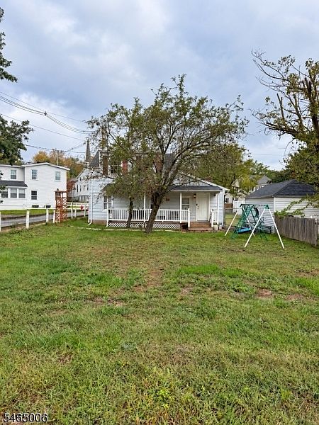 1st image of 170 Main St