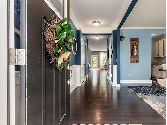 4th image of 6409 Brookview Manor Dr