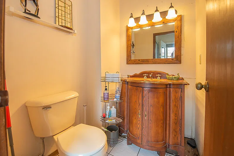 3 bed, 1.5 bath, 1158 sqft, $1,600 — Photo 3