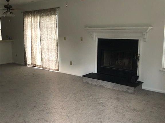 2nd image of 613 Barwick Ct
