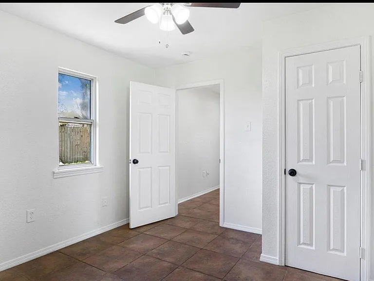 11925 Garland St #11911 — Photo 7