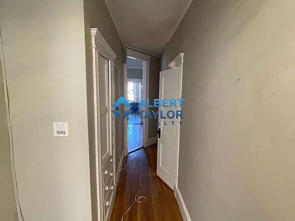 3rd image of 11 Price Rd APT 6