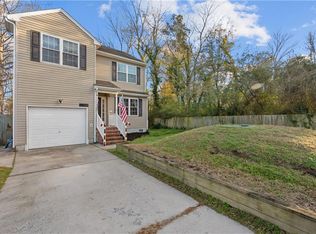 214 Douglas Ave, Chesapeake, VA 23323
