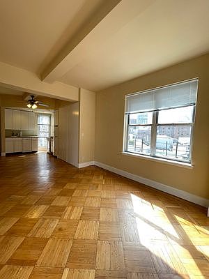4th image of 126 W 73rd St #6D