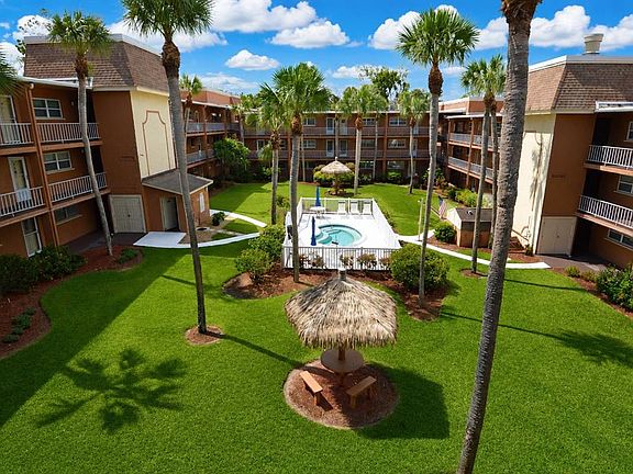 3rd image of 12760 Indian Rocks Rd APT 570