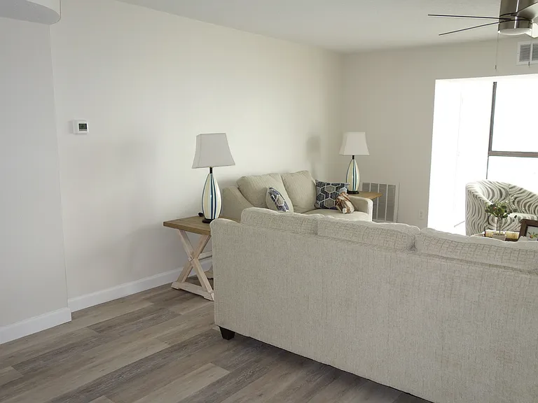 851 Bayway Blvd #905 — Photo 19