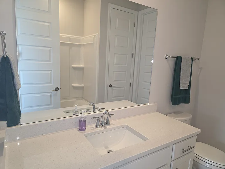 22635 Donahue Dr — Photo 10