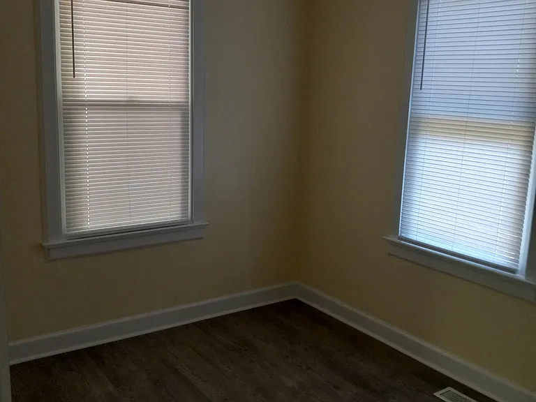 2231 Kingswood Dr — Photo 10