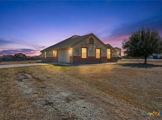 8407 Shaw Rd, Rogers, TX 76569