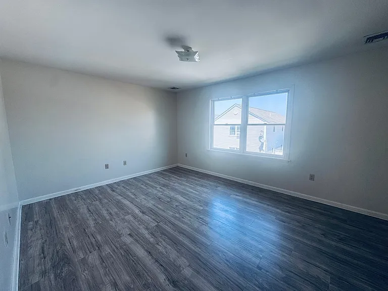 25 Columbia Ave #2 — Photo 11