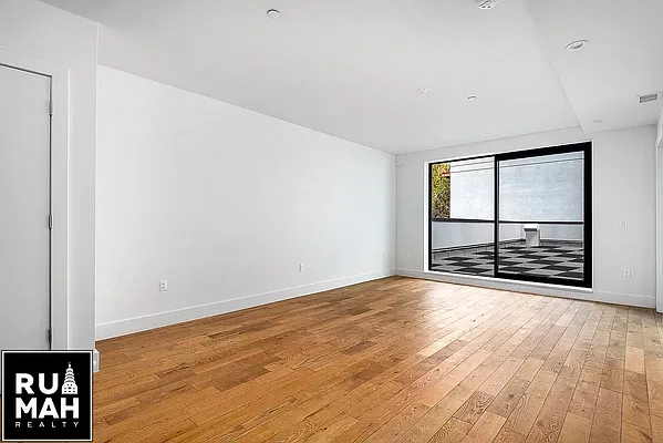 Rented by Rumah Realty Inc | media 25