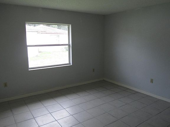 2nd image of 2327 Crystal Park N