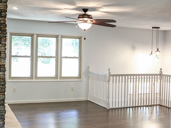 4th image of 6036 Cherokee Ave
