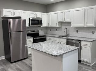 403 E Brandeis Ave, Louisville, KY 40217