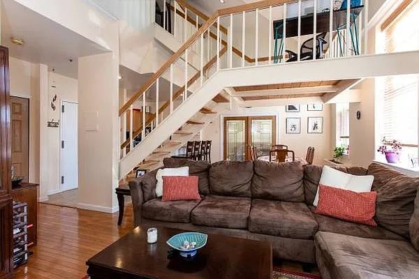 2 bed, 1100 sqft, $2,650 — Photo 2