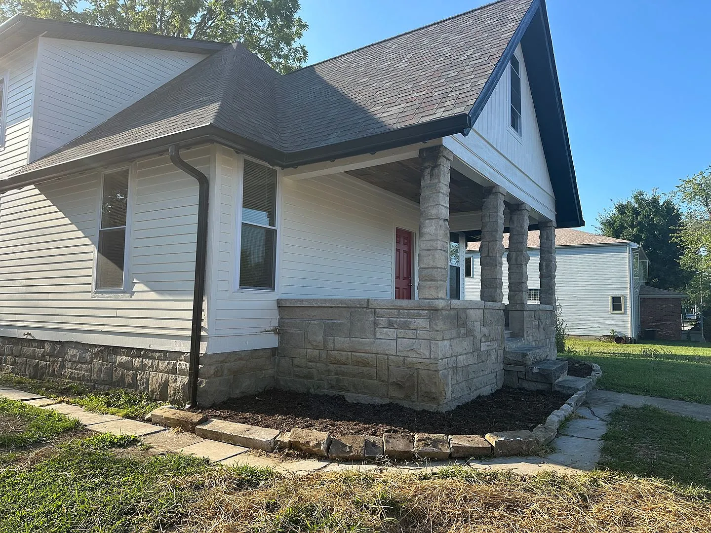 Brand new house ready August 1st, 2026! 5BR-3BA in great location. — Photo 2