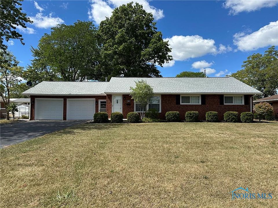 1st image of 624 Lincolnshire Ln