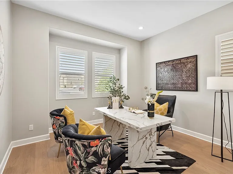370 Sawbuck — Photo 3