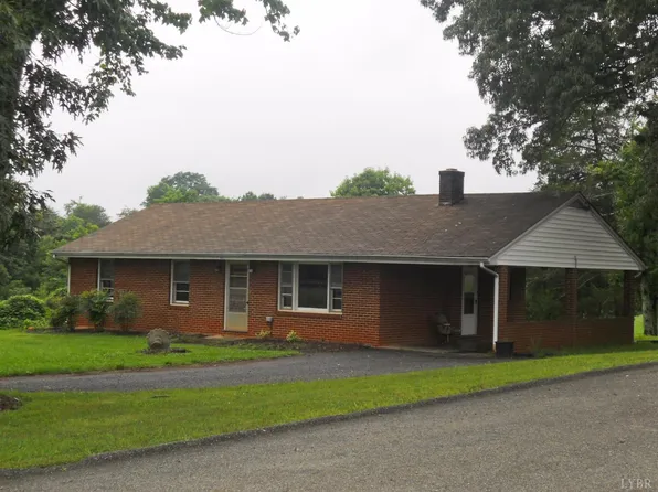 8123 Moneta Rd, Bedford, VA 24523
