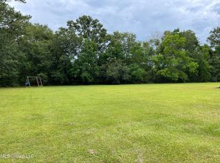 14 Rita Mae Ln, Picayune, MS 39466