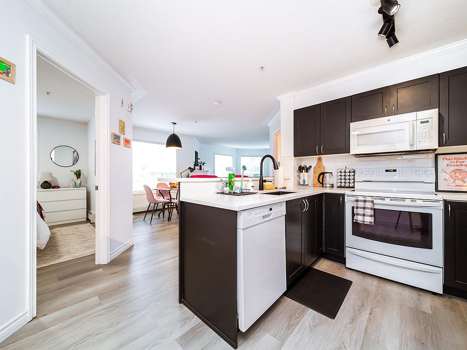 1st image of 9938 104th St NW #303