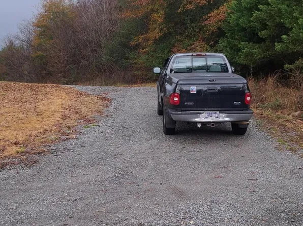 7349 S Dent Rd, Hixson, TN 37343