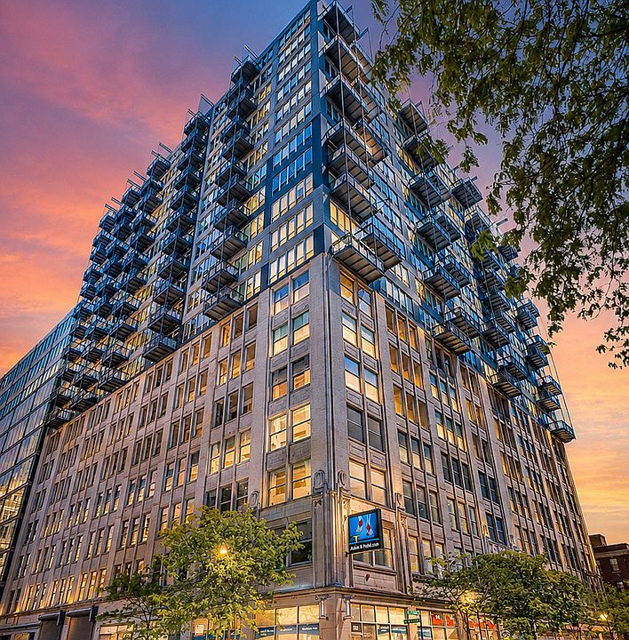 1st image of 565 W Quincy St Unit 1512