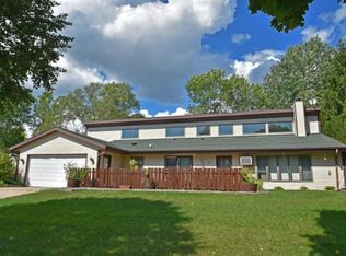 1504 Green Tree Rd, West Bend, WI 53090
