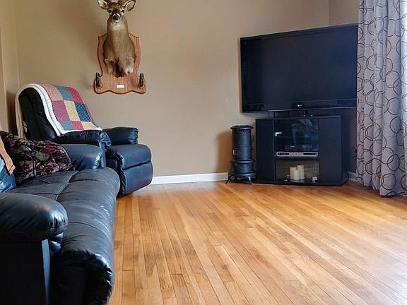 4th image of 207 E Perrin Ave