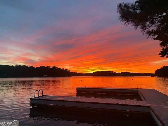 3rd image of 549 Old Phoenix Rd #104