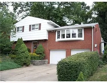 1320 Meadowlark Dr photo 1