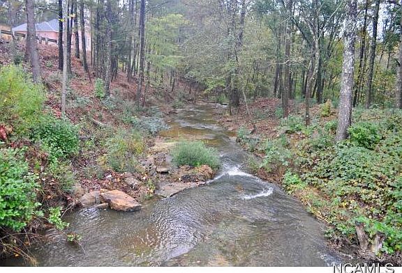 3rd image of 125 Rocky Waters Cir