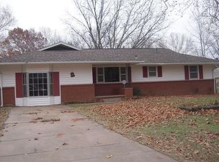 304 SW 3rd St, Stillwater, OK 74059