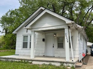 26238 Notre Dame St, Inkster, MI 48141