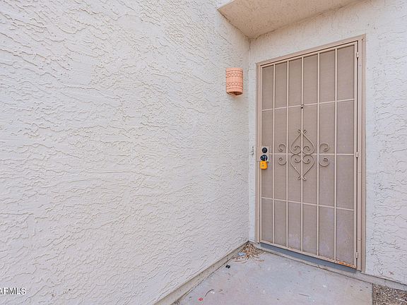 3rd image of 1342 W EMERALD Avenue #274