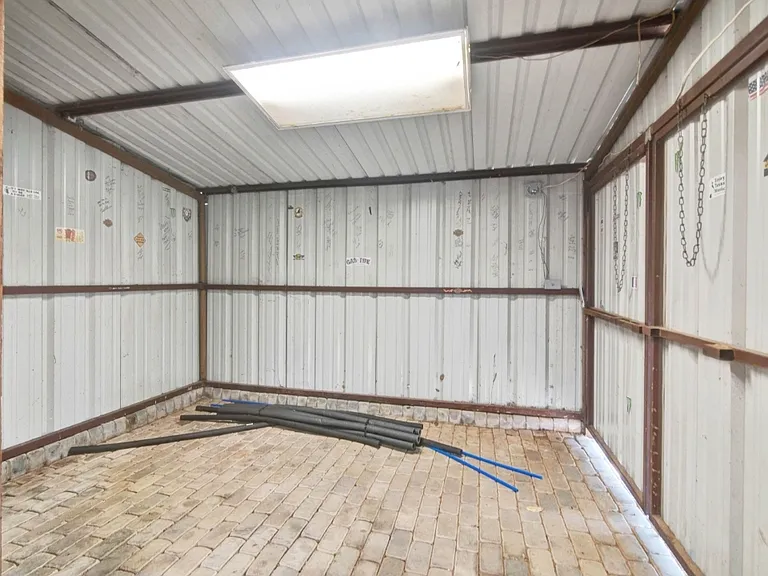306 Homesite Rd — Photo 8