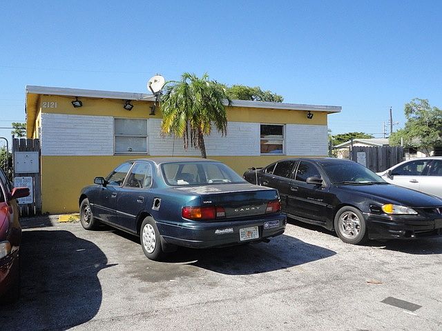 1st image of 2121 NW 7th St