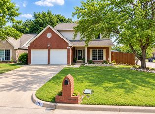 4761 Waterway Dr N, Fort Worth, TX 76137