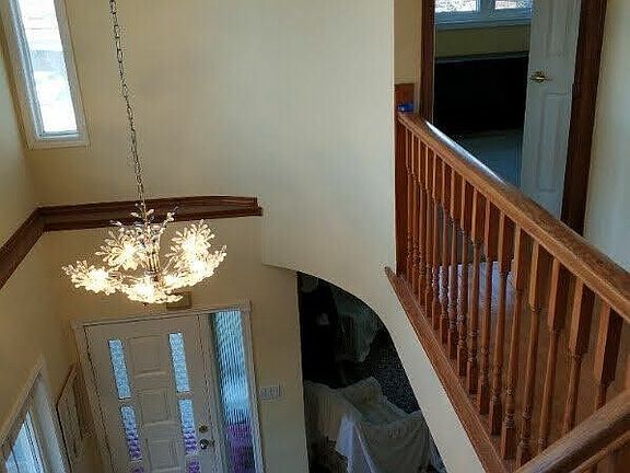 3rd image of 355 Patricia Ave