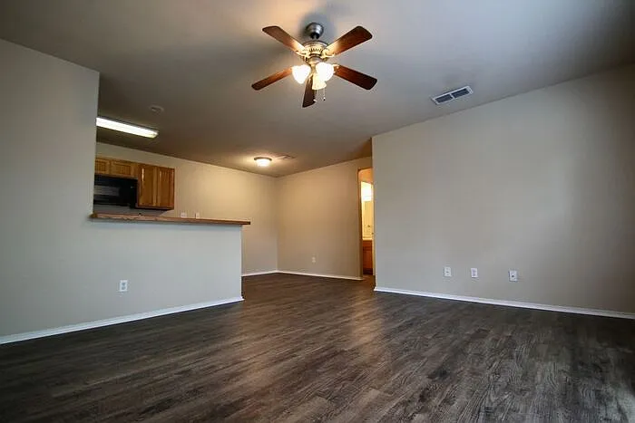 8028 Tanner Ave — Photo 4