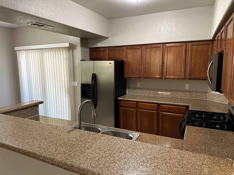 10213 King Henry Ave #104 — Photo 8