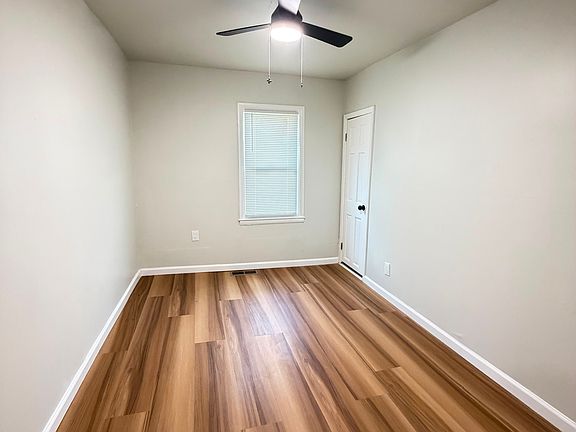 5th image of 20816 Glen Lodge Rd