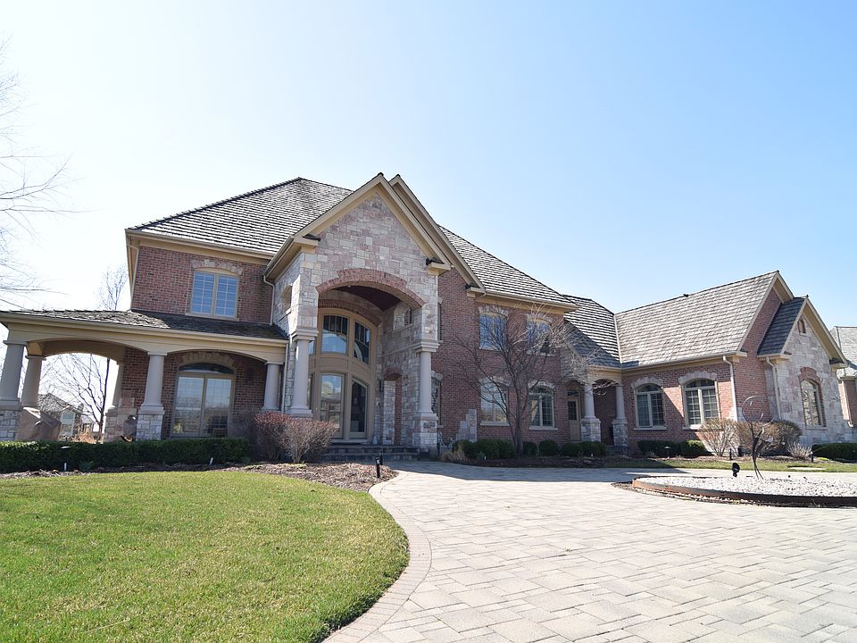 22396 N. Greenmeadow Dr!