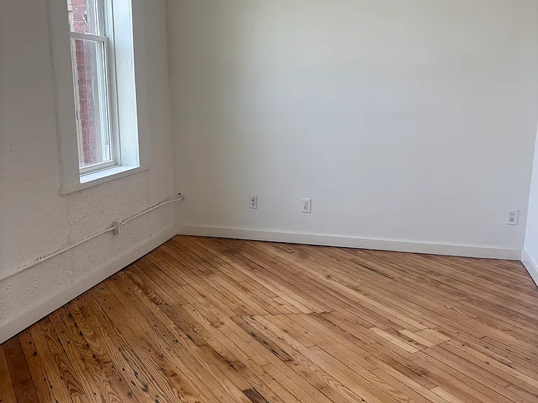 37 Union St #102 — Photo 13