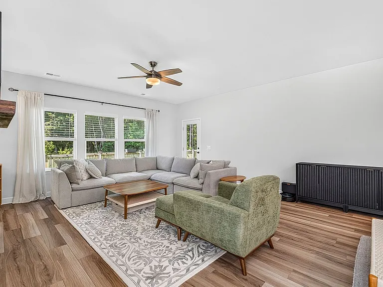 3177 Safe Harbor Way — Photo 16