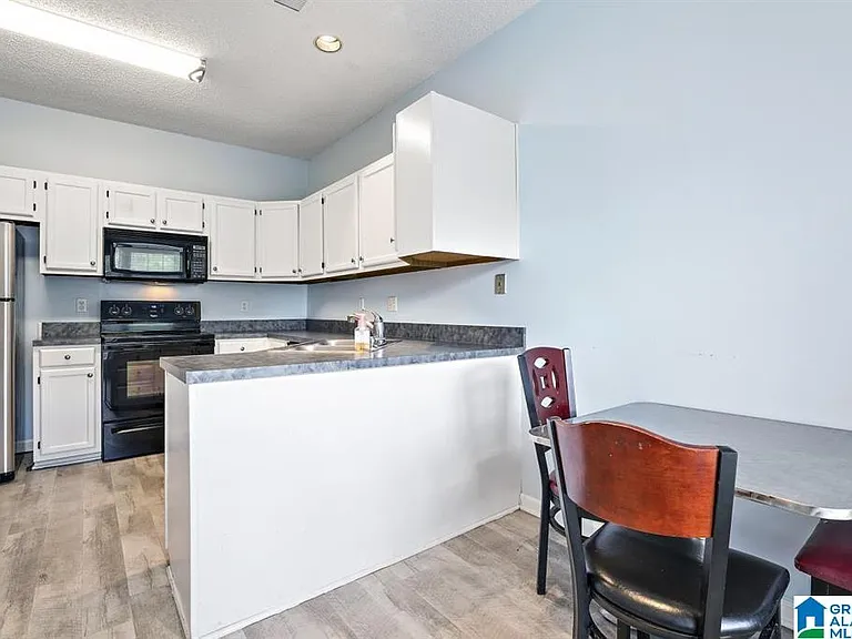 1947 Waterford Pl #1947 — Photo 10
