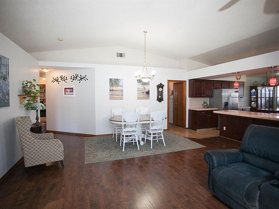 5th image of 1395 Ashwood Ct
