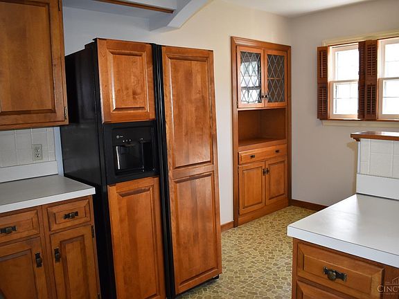 4th image of 162 Richardson Pl