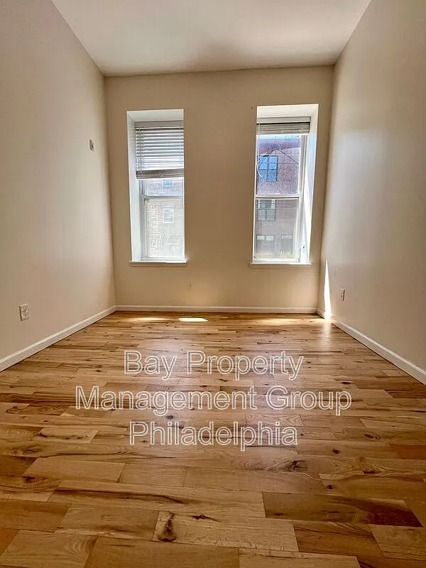 2 bed, 1.0 bath, 980 sqft, $1,250 — Photo 3