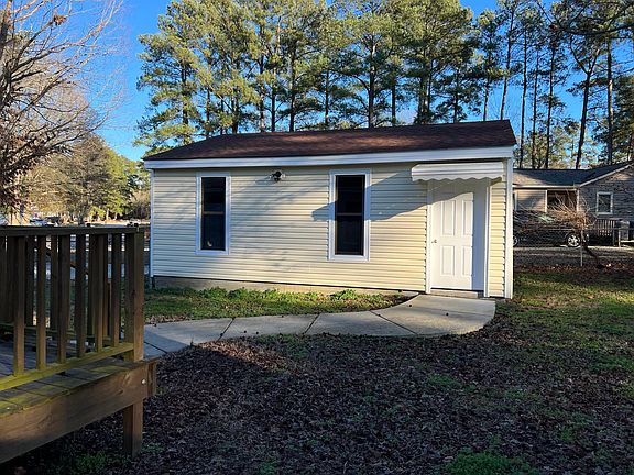 Garage from back of house